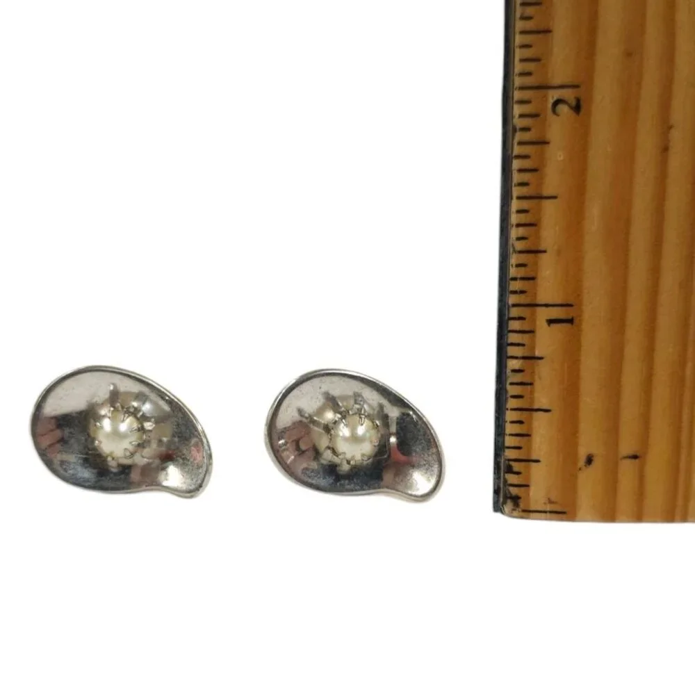 Hickok faux pearl